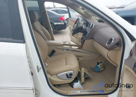 2007 Mercedes-Benz Gl 450 4Matic z USA, uszkodzony, nr VIN 4JGBF71E27A284726